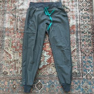 *FINAL PRICE Figs Zamora joggers XS petite graphite
